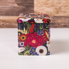 Load image into Gallery viewer, The Lily Clara Tin