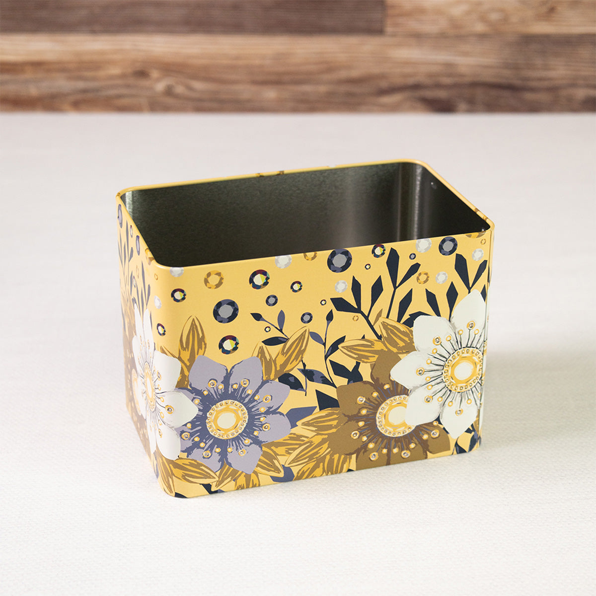 NEW! The Norah Aven Tin - Part 3